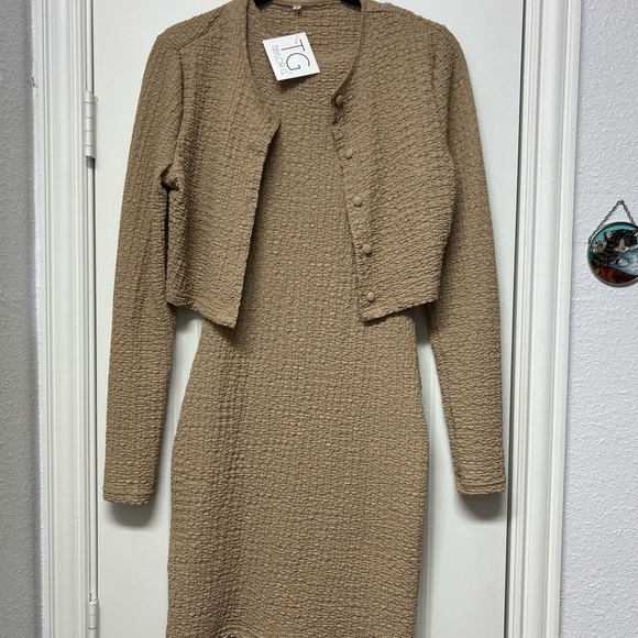 Taylor Tan Long Sleeve Sheath Dress for Work - Picture 1 of 4